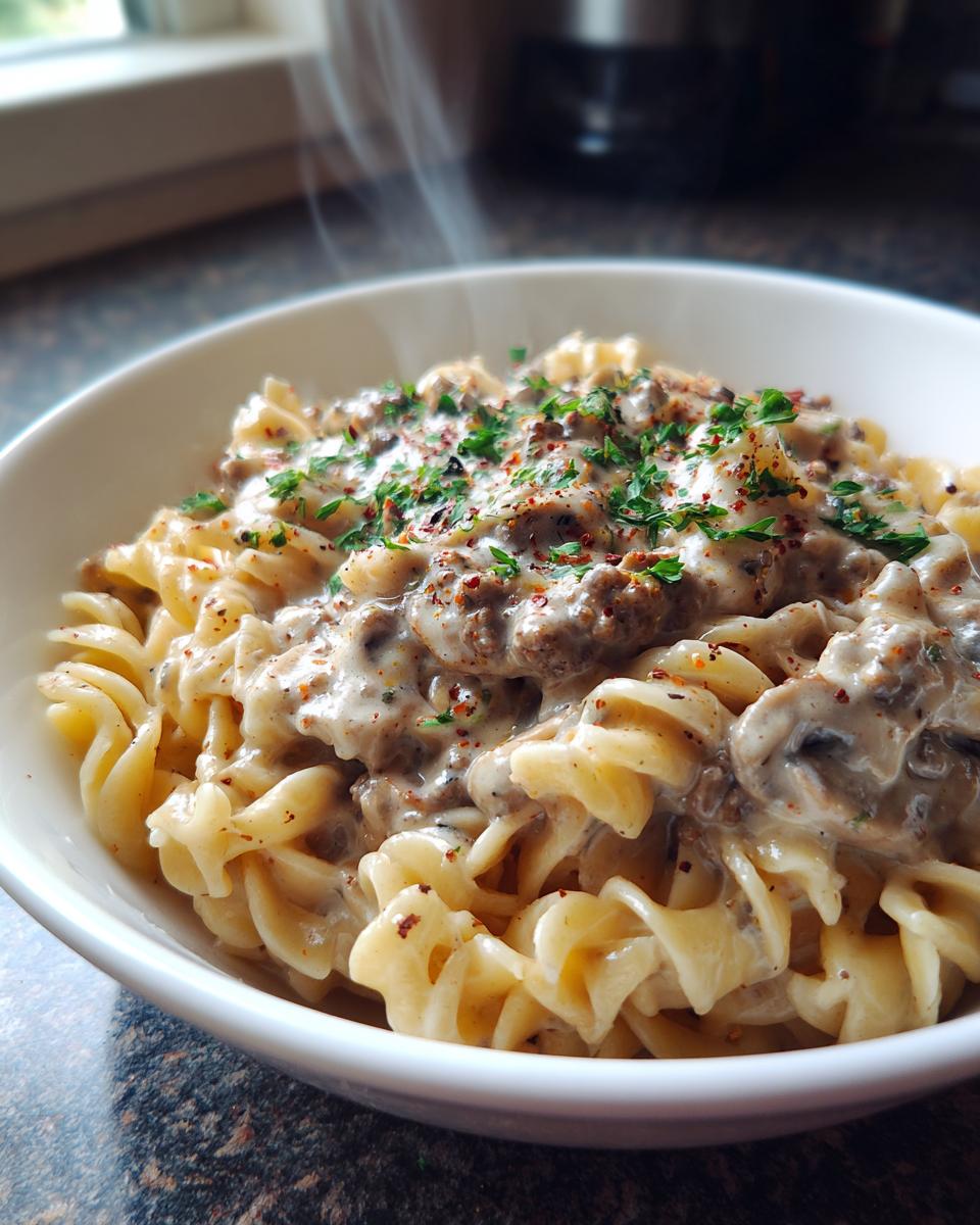 Irresistible 30-Minute Ground Beef Stroganoff Pasta 6 Ground Beef Stroganoff Pasta – Classic One-Pot Dinner - detail 2